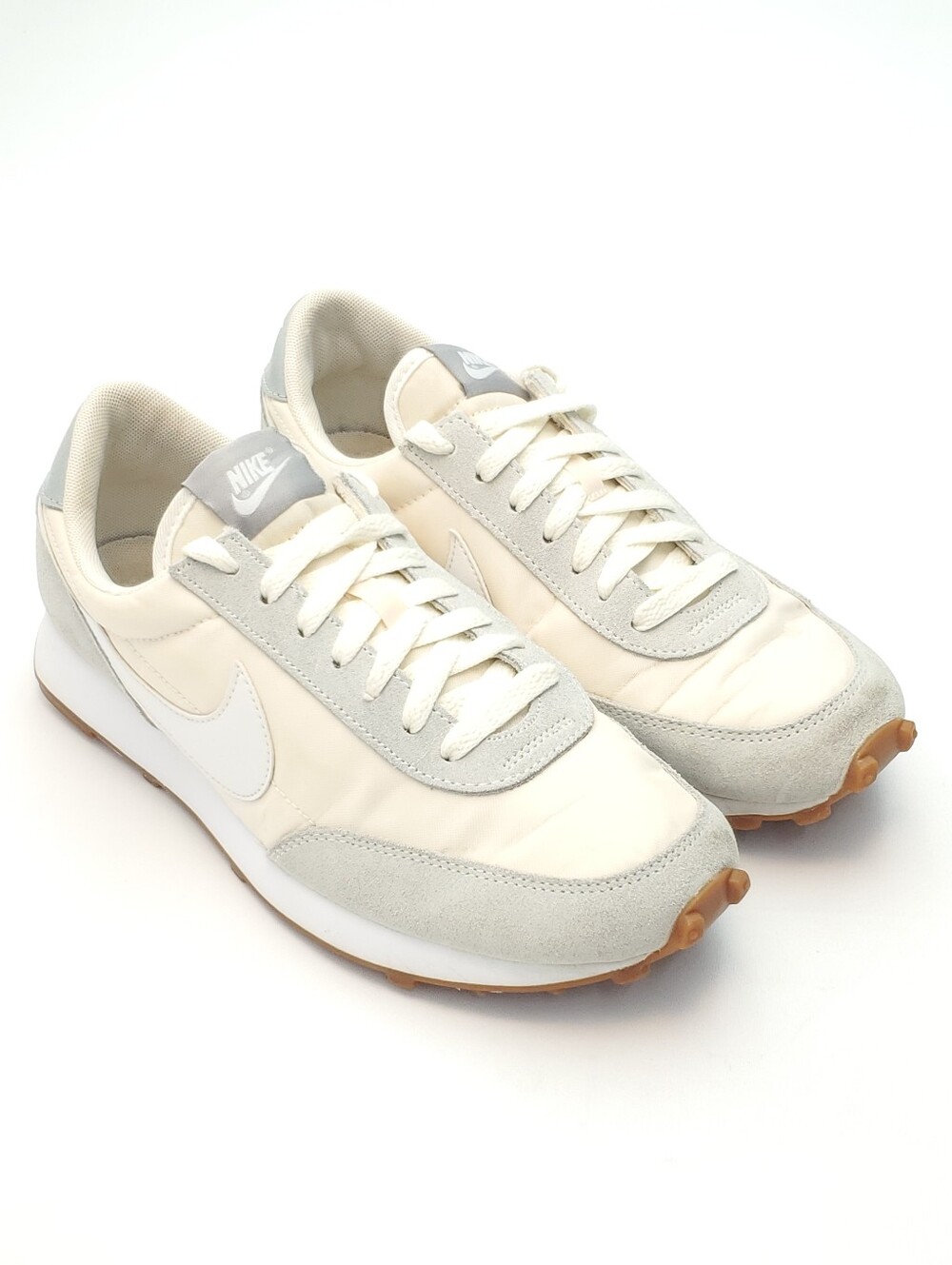 Nike Daybreak Summit White Pale Ivory Gum Retro Sneakers Womens Size 8